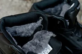 Зимние Кроссовки Reebok Classic цвет Черный
