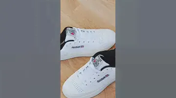 Кроссовки Reebok classic white