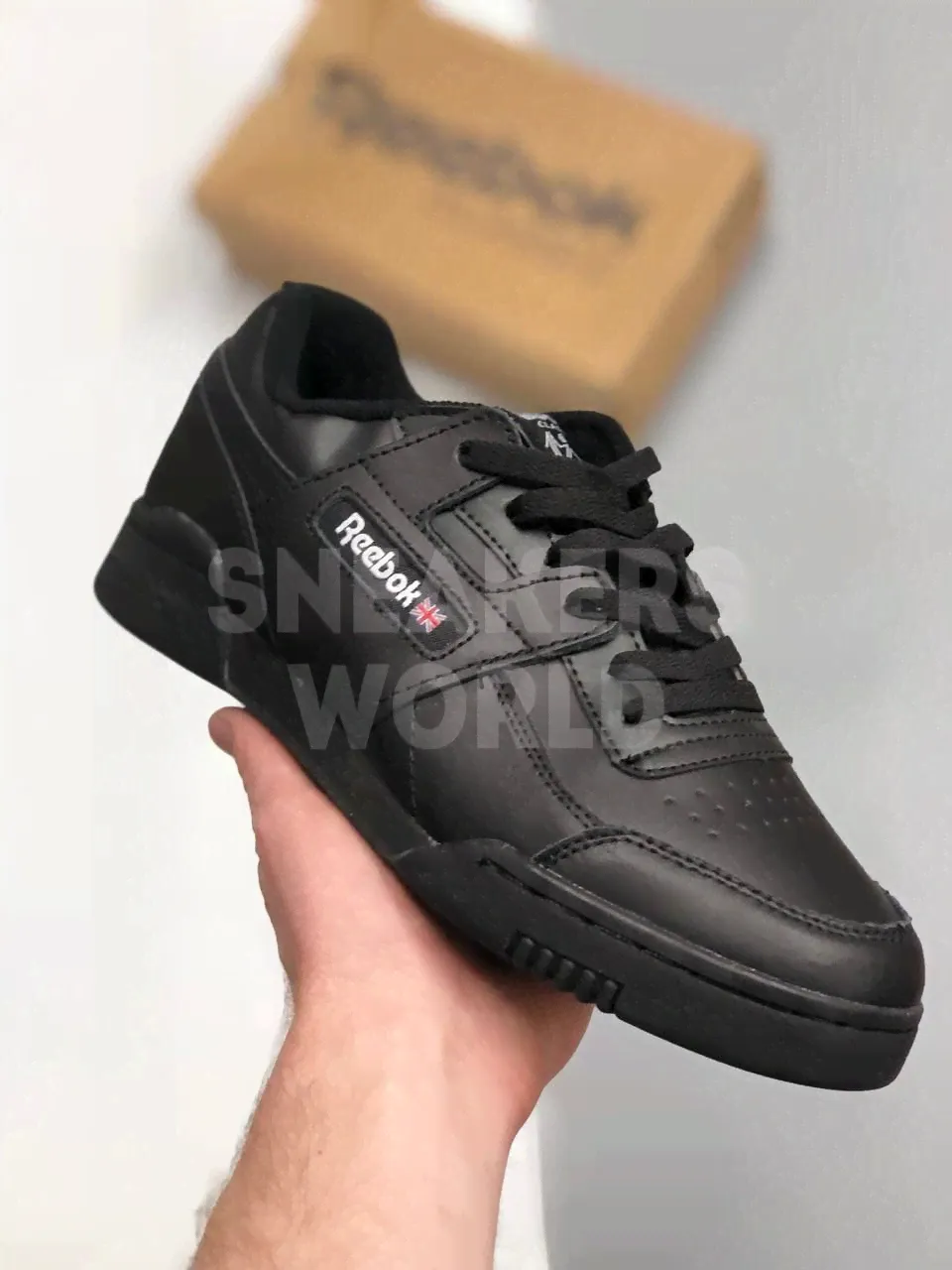 Reebok Classic Workout Plus