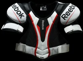 Нагрудник Reebok 10K SR