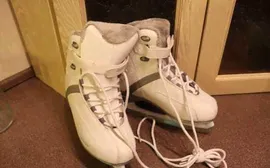Коньки женские Reebok CS 300 SR