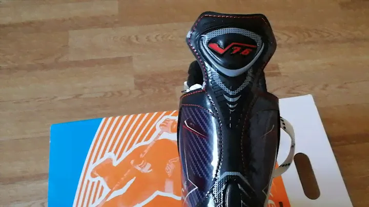 Коньки хоккейные v76 f1