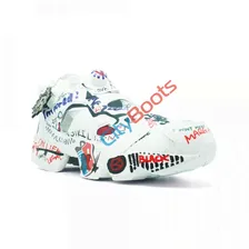 Кроссовки Vetements x Reebok Insta Pump